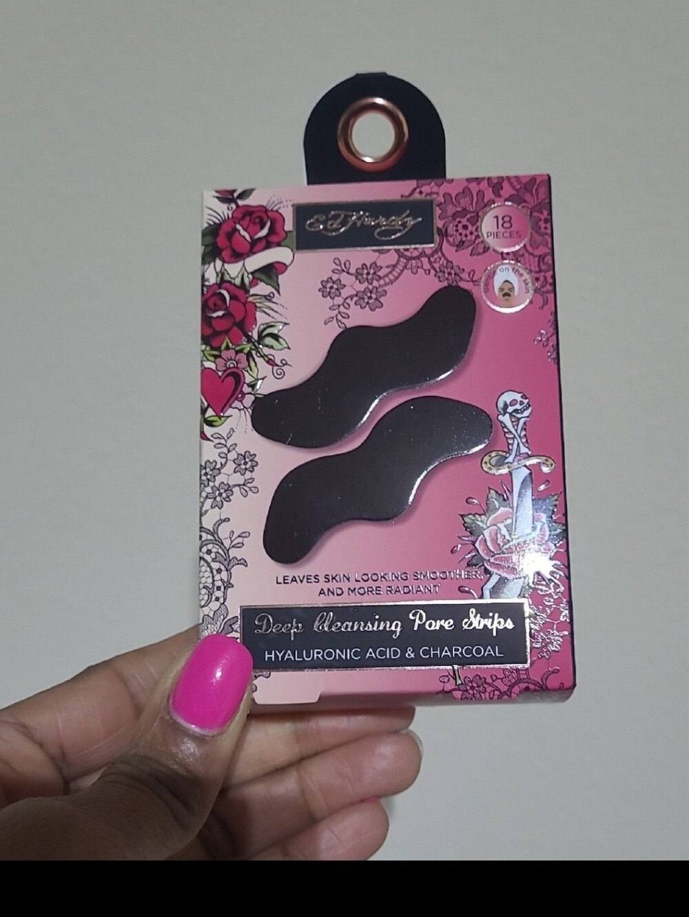 Ed Hardy Pink Box Charcoal Deep Cleansing Pore Strips